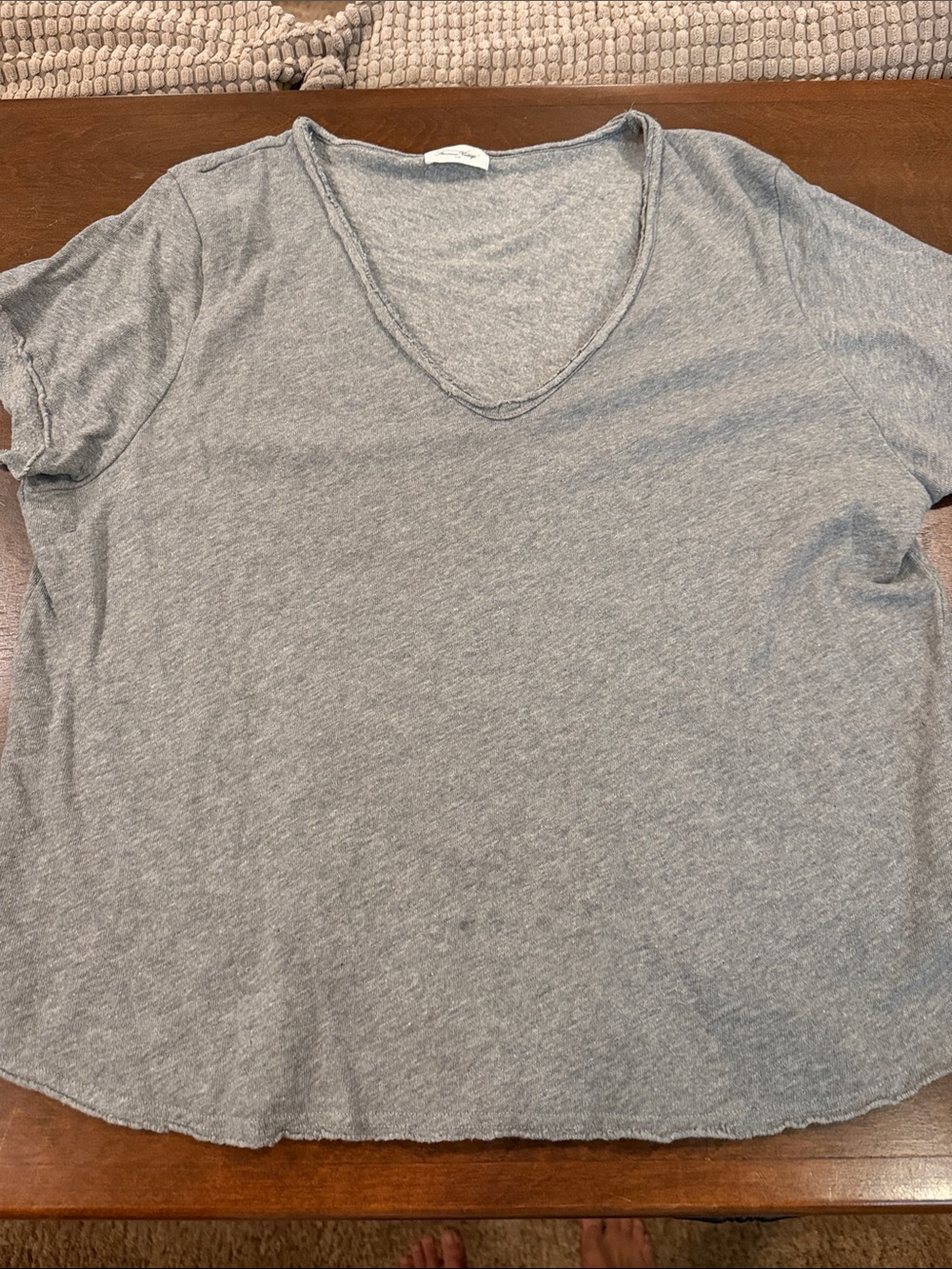 American Vintage Women's Lightweight V-Neck Tee Heather Gray, bought in France